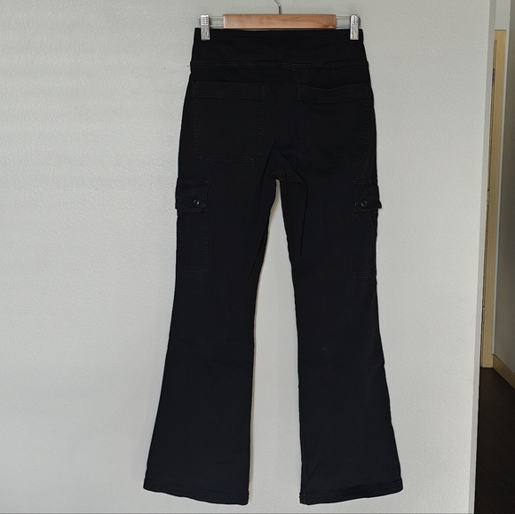 AE Pull-On High Waisted Kick Boot Cargo Pant - Picture 6 of 9